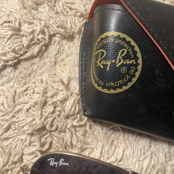 Ray-Ban Silver Frame Aviator Sunglasses - Picture 6 of 6